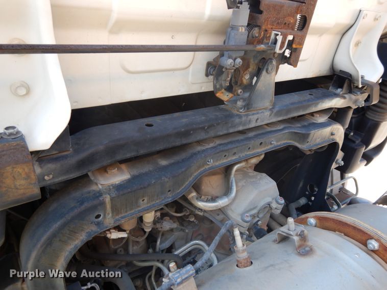 image for item DF6515 2009 Elgin Whirlwind  street sweeper truck