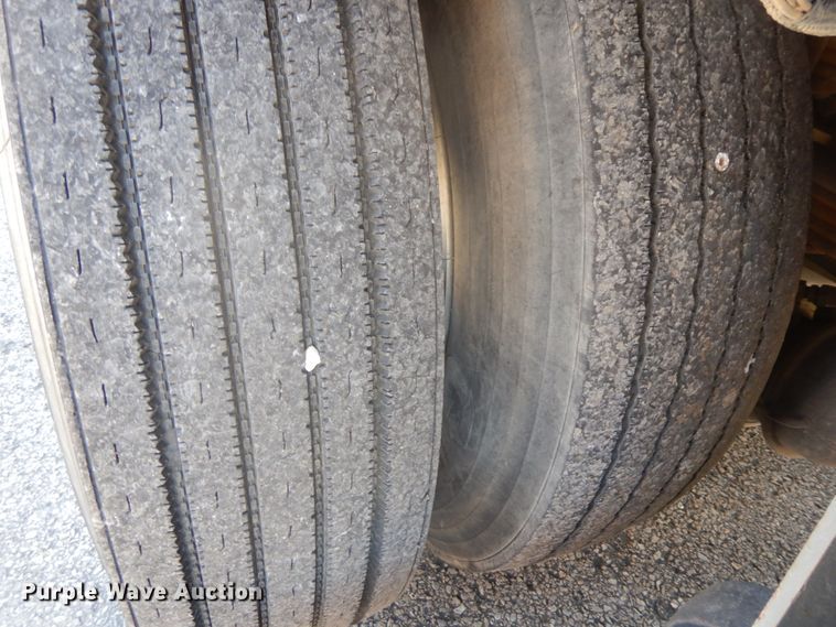 image for item DF6515 2009 Elgin Whirlwind  street sweeper truck