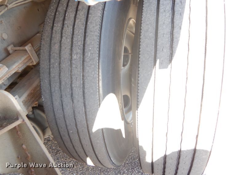 image for item DF6515 2009 Elgin Whirlwind  street sweeper truck