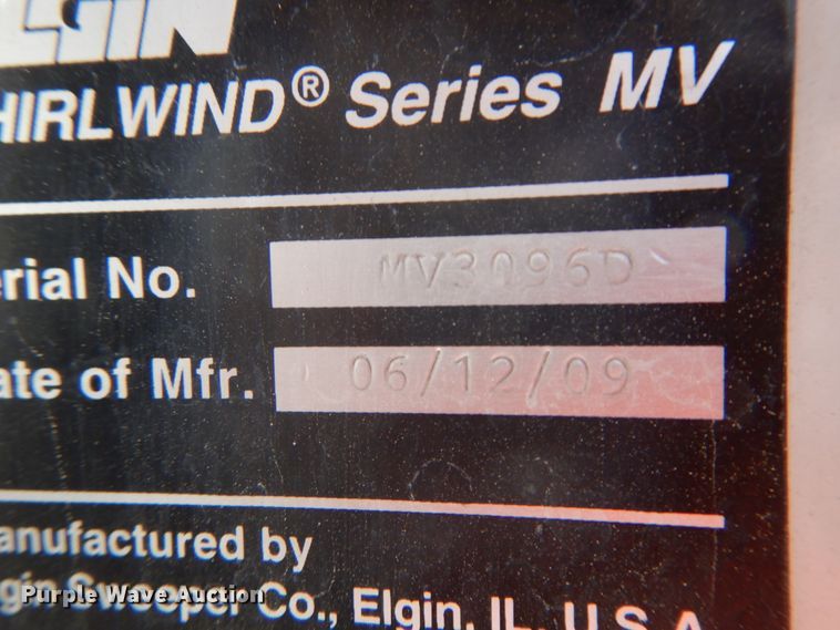 image for item DF6515 2009 Elgin Whirlwind  street sweeper truck