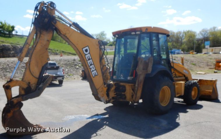 image for item DF6516 2005 John Deere 410G  backhoe