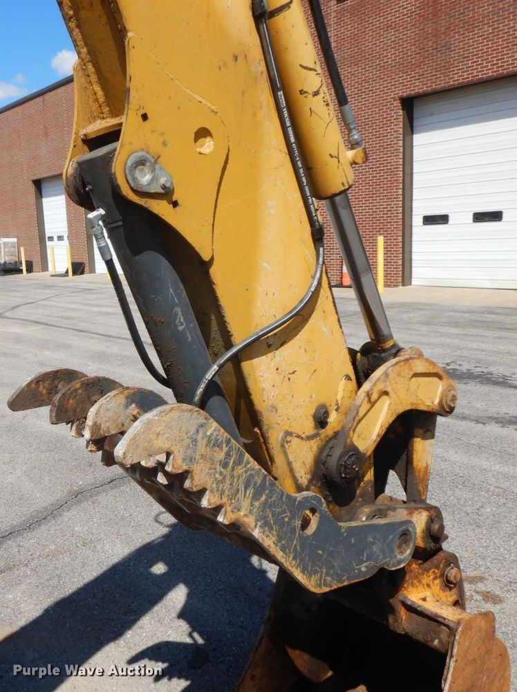 image for item DF6516 2005 John Deere 410G  backhoe