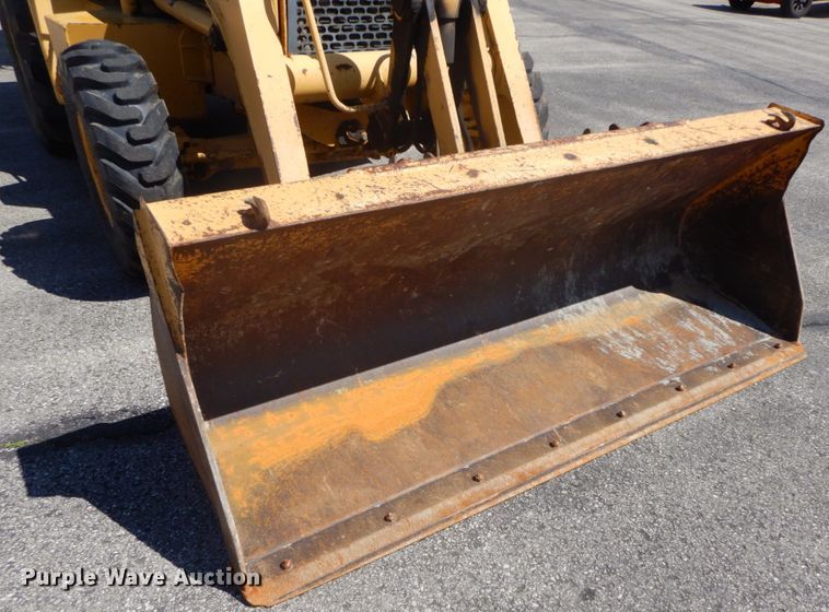 image for item DF6516 2005 John Deere 410G  backhoe