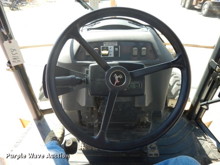 image for item DF6516 2005 John Deere 410G  backhoe