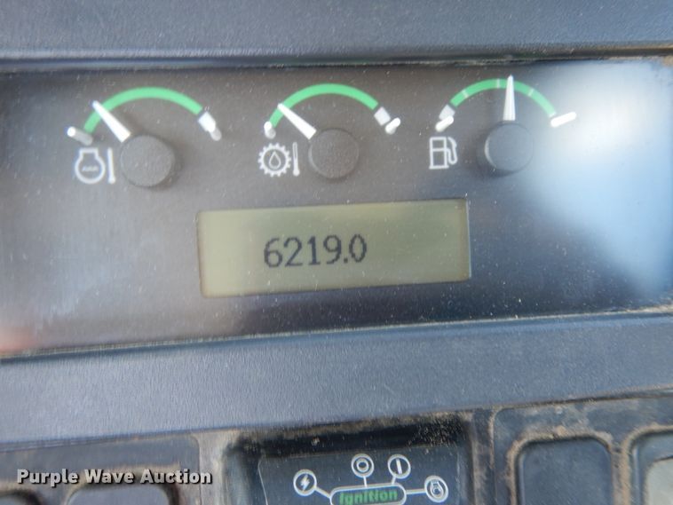 image for item DF6516 2005 John Deere 410G  backhoe