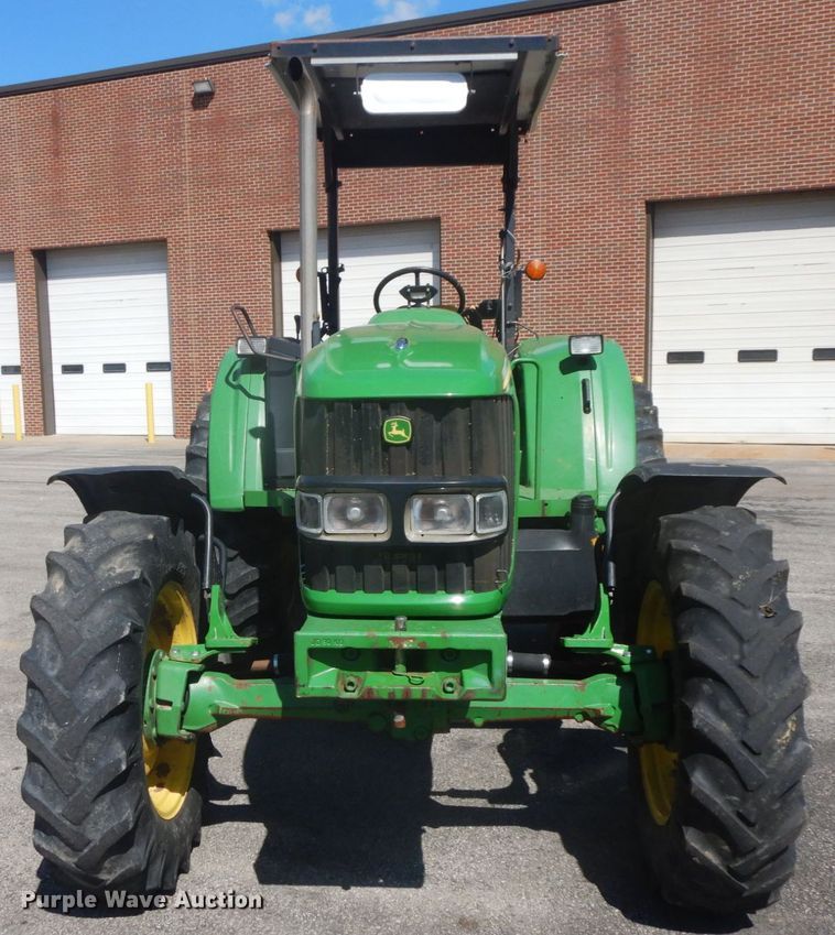 image for item DF6517 2003 John Deere 6420  MFWD tractor