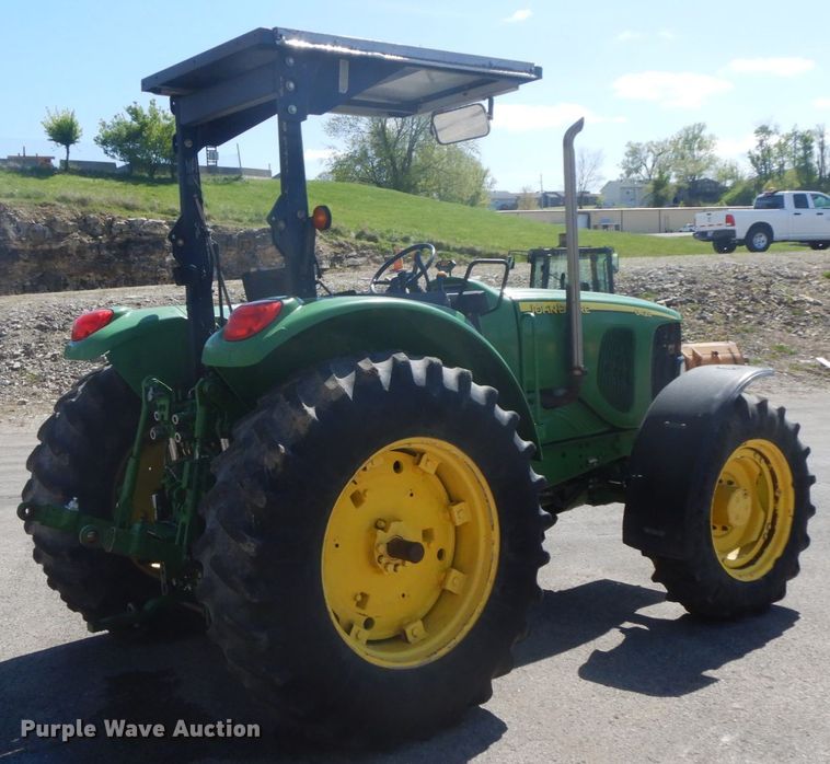 image for item DF6517 2003 John Deere 6420  MFWD tractor