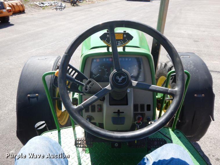 image for item DF6517 2003 John Deere 6420  MFWD tractor