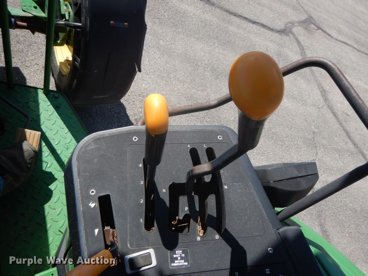 image for item DF6517 2003 John Deere 6420  MFWD tractor