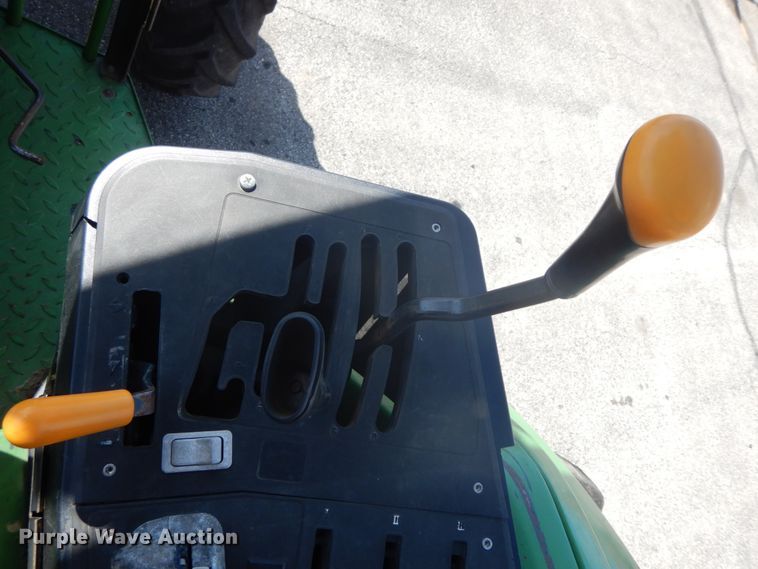 image for item DF6518 John Deere 6420  MFWD tractor