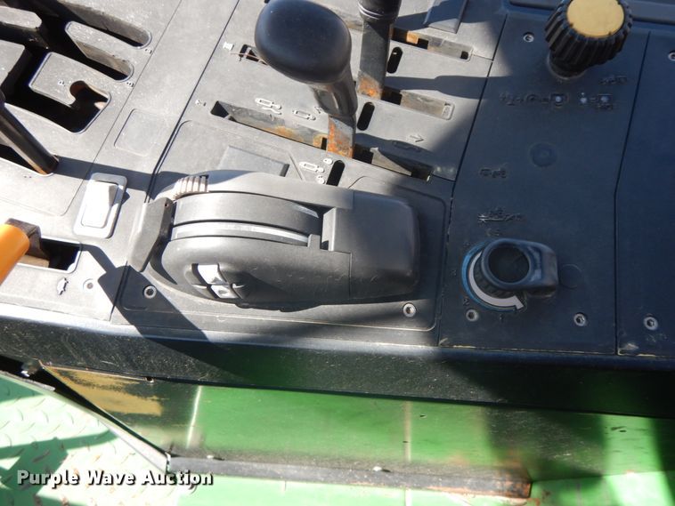 image for item DF6519 John Deere 6420  MFWD tractor