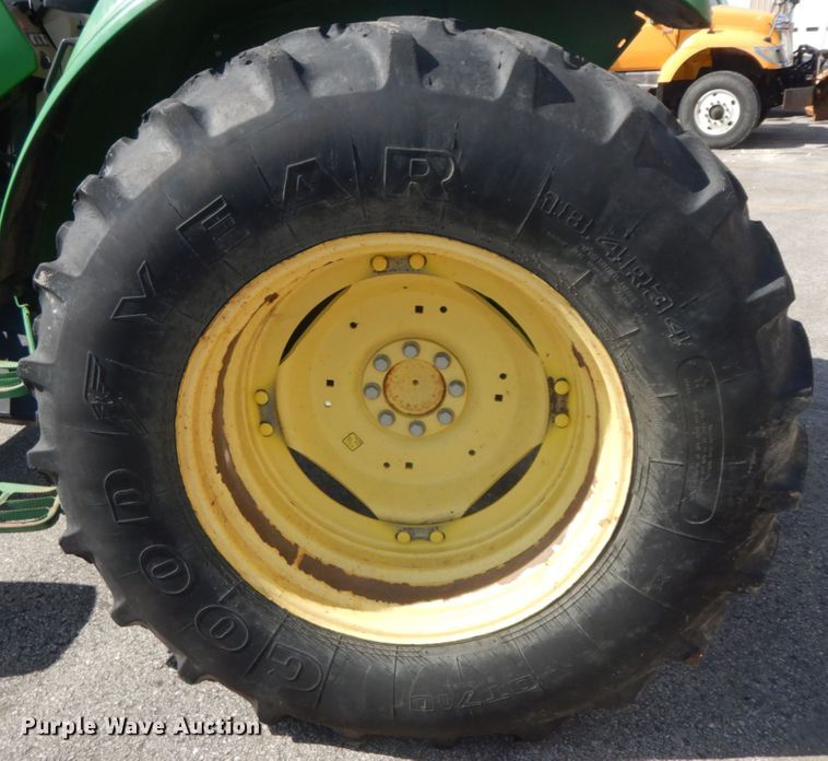 image for item DF6519 John Deere 6420  MFWD tractor