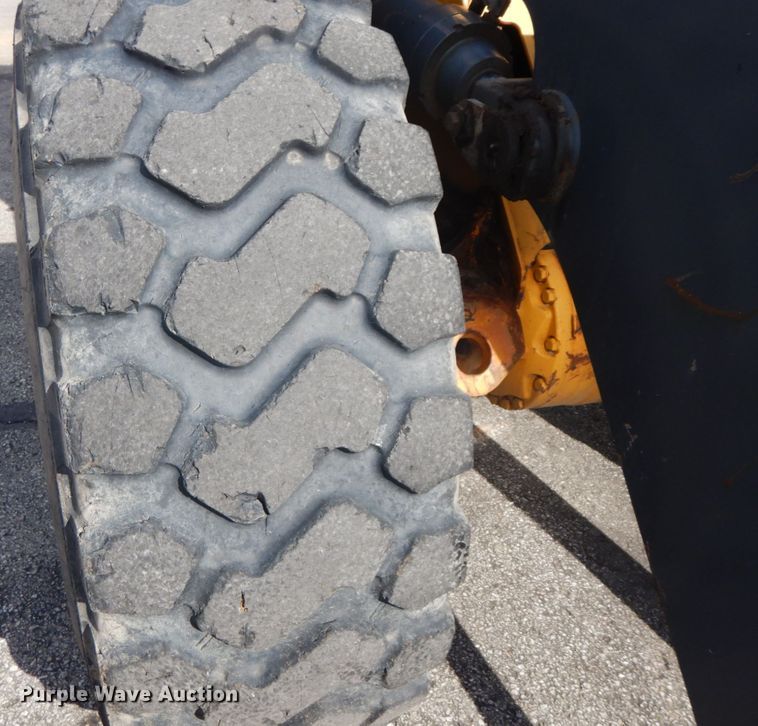 image for item DF6521 2009 John Deere 524K  high lift wheel loader