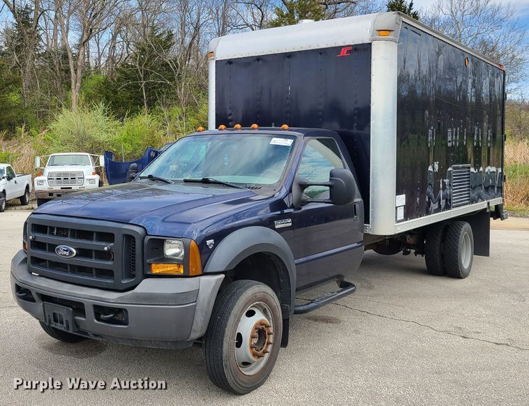 image for item DH5878 2006 Ford F450 Super Duty  box truck