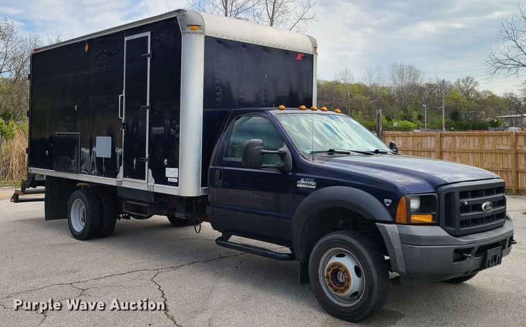 image for item DH5878 2006 Ford F450 Super Duty  box truck