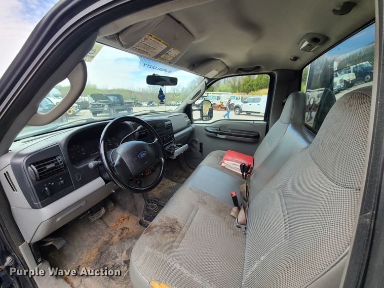 image for item DH5878 2006 Ford F450 Super Duty  box truck