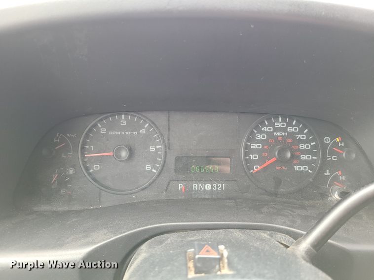 image for item DH5878 2006 Ford F450 Super Duty  box truck