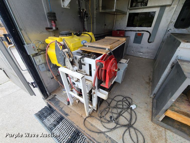 image for item DH5878 2006 Ford F450 Super Duty  box truck