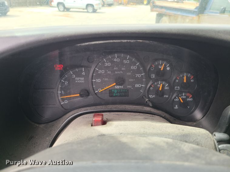 image for item DH5881 2006 GMC 6500  sewer jetter truck