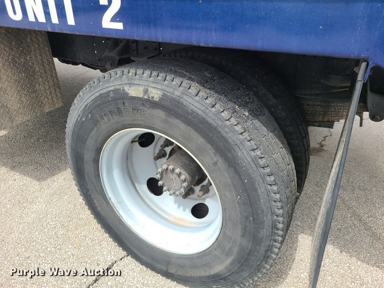 image for item DH5881 2006 GMC 6500  sewer jetter truck