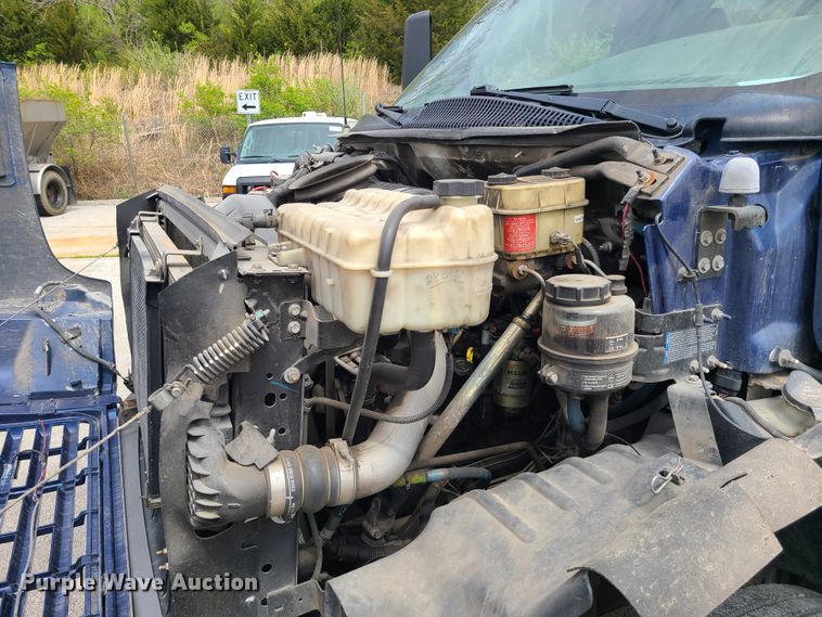 image for item DH5881 2006 GMC 6500  sewer jetter truck