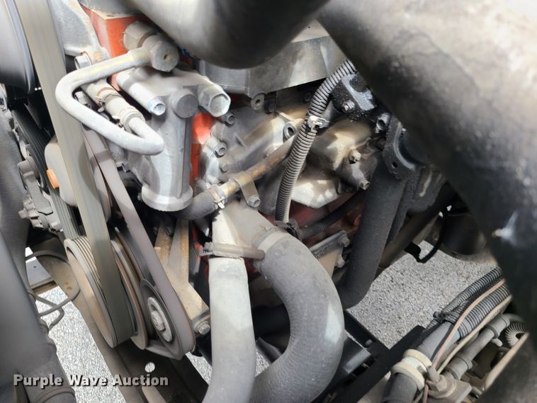 image for item DH5881 2006 GMC 6500  sewer jetter truck