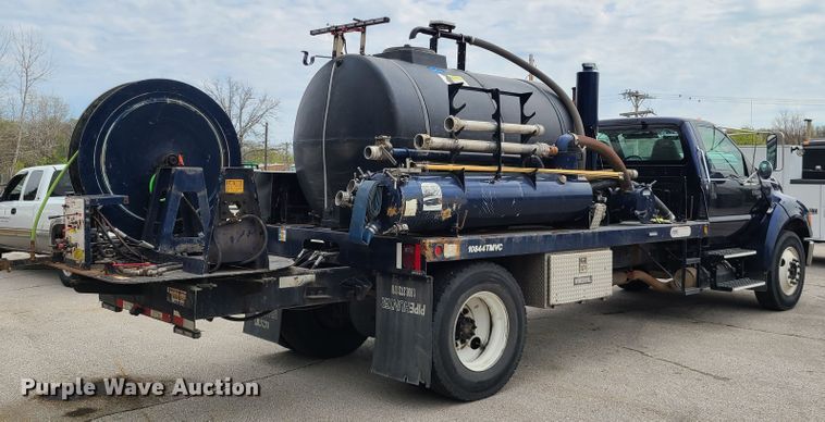 image for item DH5884 2009 Ford F650 Super Duty  sewer jetter truck