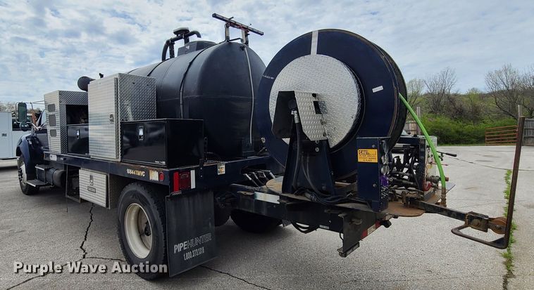 image for item DH5884 2009 Ford F650 Super Duty  sewer jetter truck