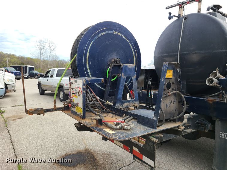 image for item DH5884 2009 Ford F650 Super Duty  sewer jetter truck