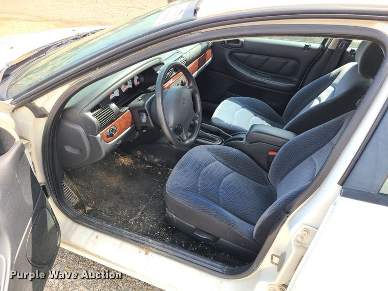 image for item DH5901 2002 Dodge Stratus