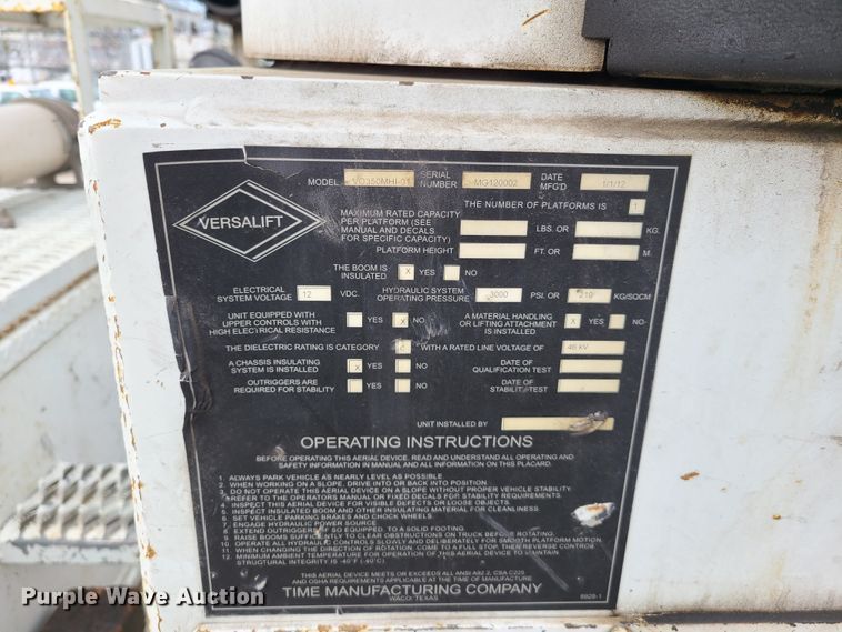 image for item DH5905 2012 International 7300  bucket truck