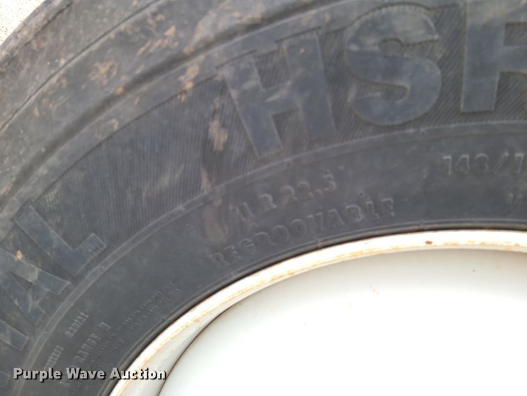 image for item DH5905 2012 International 7300  bucket truck