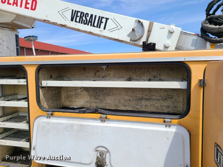 image for item DH5956 2006 Ford F750 Super Duty  bucket truck