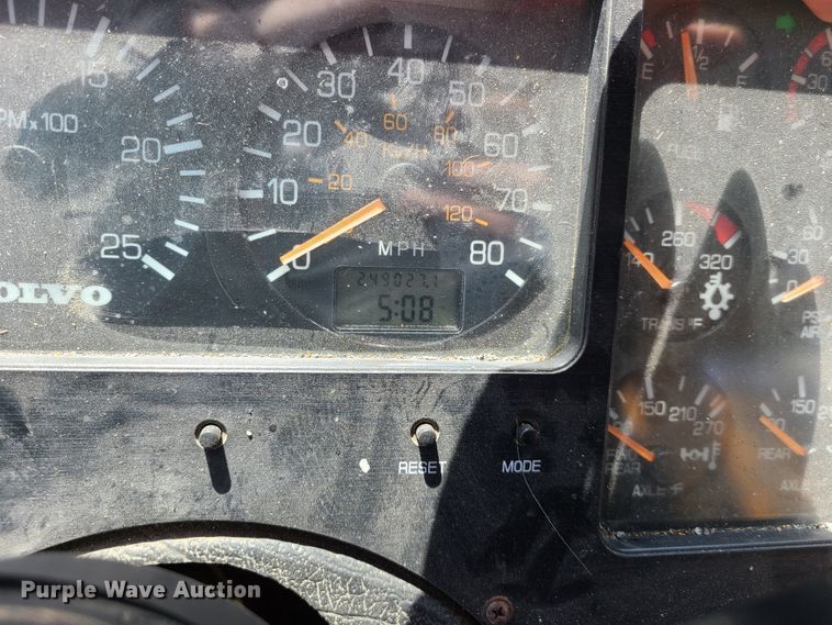 image for item DH5961 1997 Volvo WX  paint striper truck