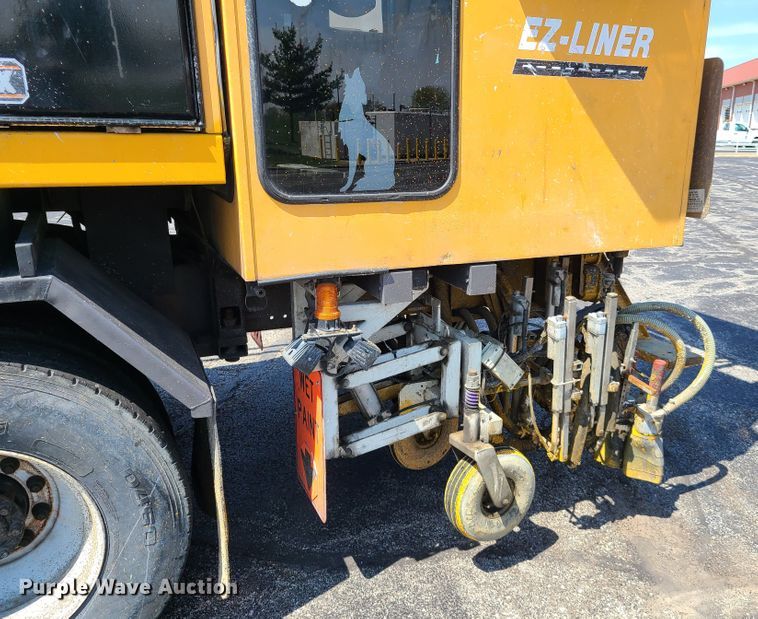 image for item DH5961 1997 Volvo WX  paint striper truck