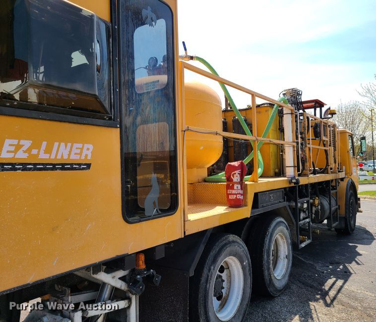 image for item DH5961 1997 Volvo WX  paint striper truck