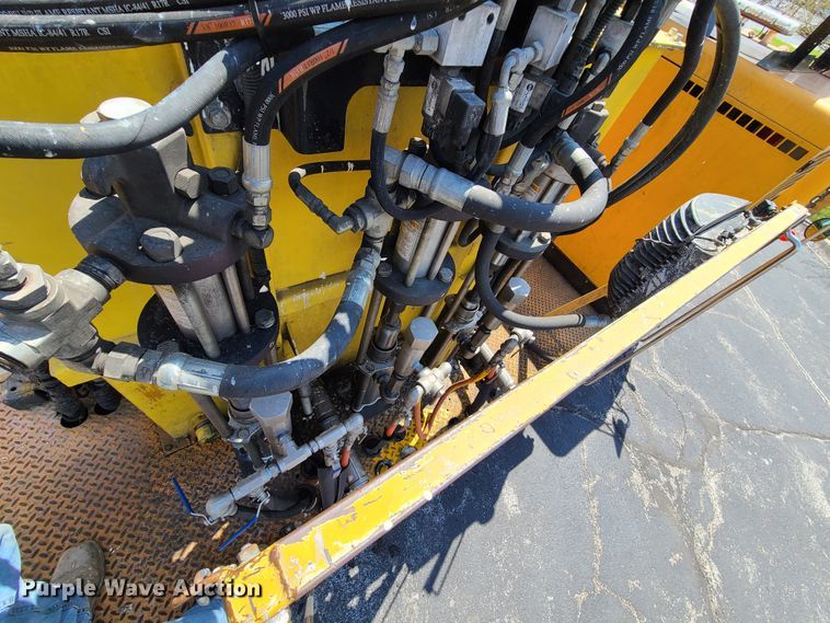 image for item DH5961 1997 Volvo WX  paint striper truck