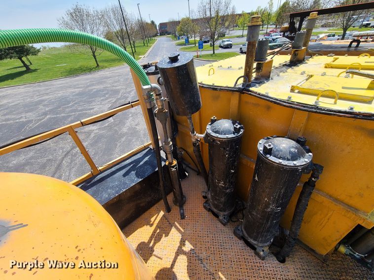 image for item DH5961 1997 Volvo WX  paint striper truck