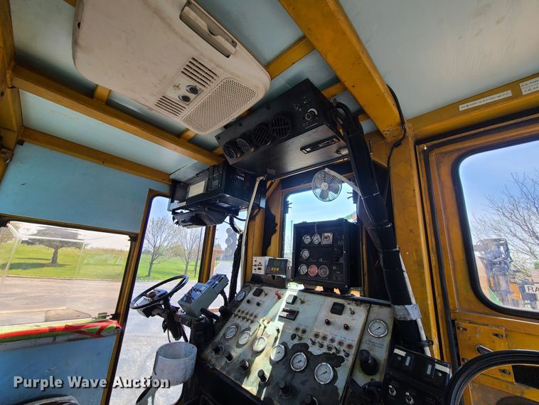 image for item DH5961 1997 Volvo WX  paint striper truck