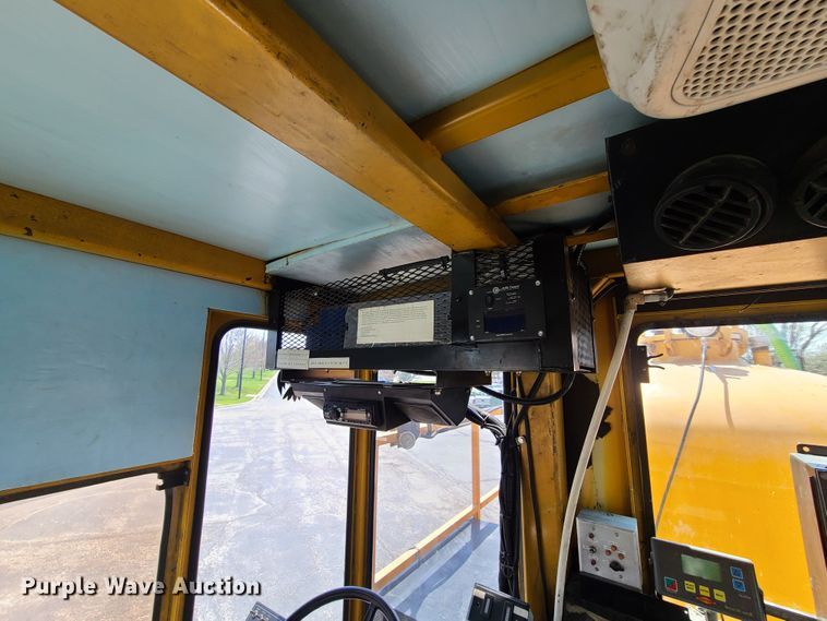 image for item DH5961 1997 Volvo WX  paint striper truck