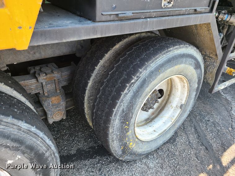 image for item DH5961 1997 Volvo WX  paint striper truck