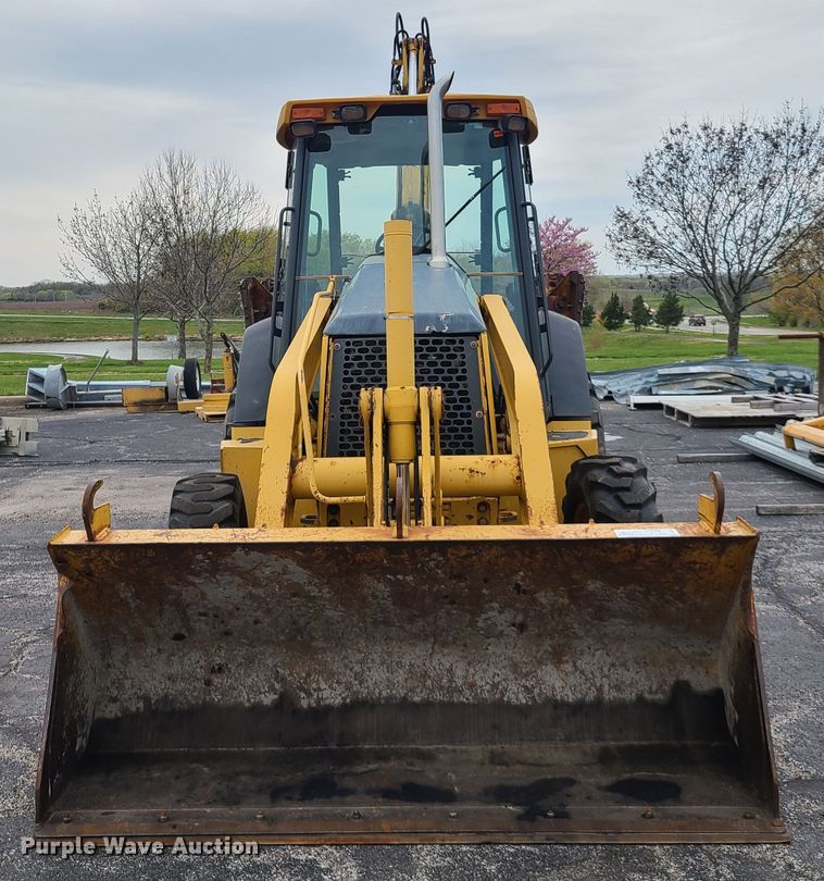 image for item DH5973 2003 John Deere 410G  backhoe