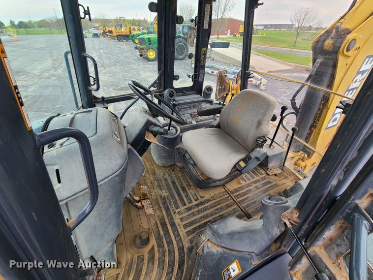 image for item DH5973 2003 John Deere 410G  backhoe