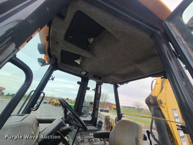 image for item DH5973 2003 John Deere 410G  backhoe