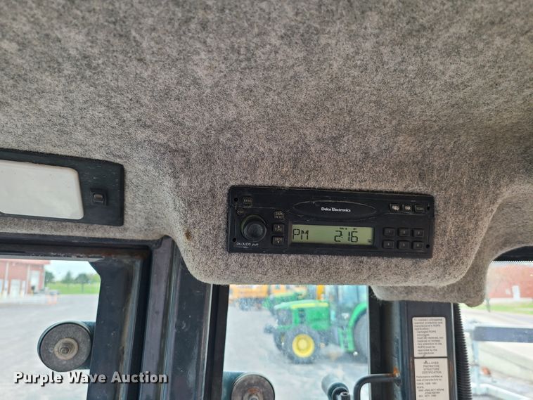 image for item DH5973 2003 John Deere 410G  backhoe