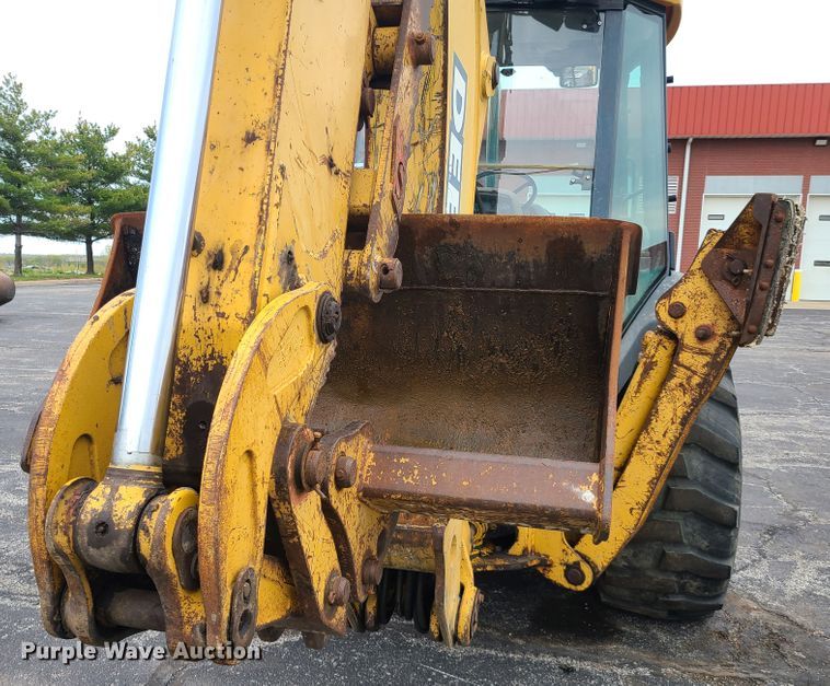 image for item DH5973 2003 John Deere 410G  backhoe