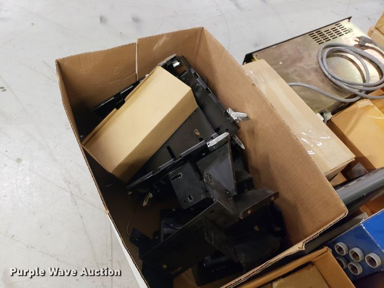 image for item DH5982 Electronics