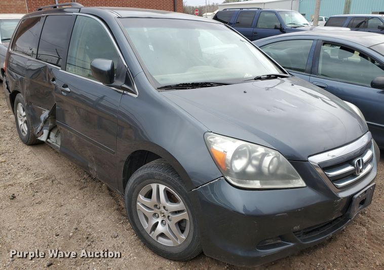 image for item DI4763 2005 Honda Odyssey  van