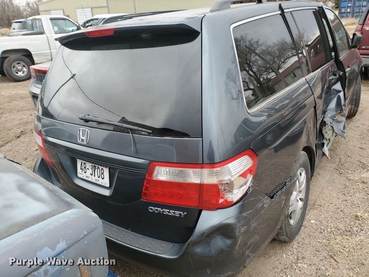 image for item DI4763 2005 Honda Odyssey  van