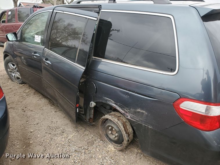 image for item DI4763 2005 Honda Odyssey  van